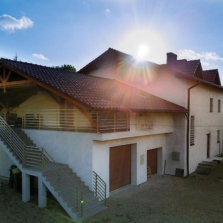 Harmony Hostel Zator Bagian luar foto