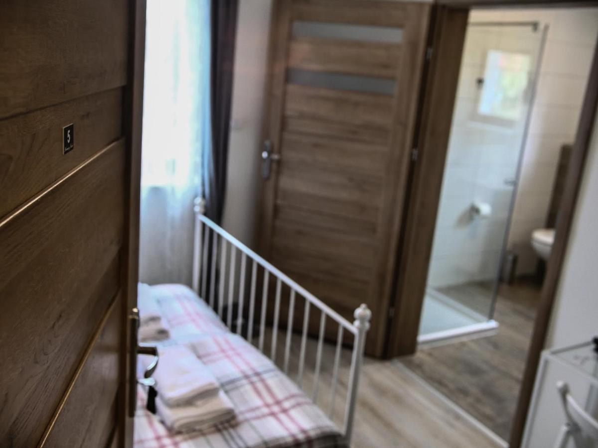 Harmony Hostel Zator Bagian luar foto