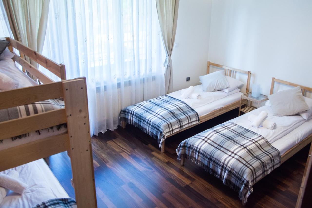 Harmony Hostel Zator Bagian luar foto