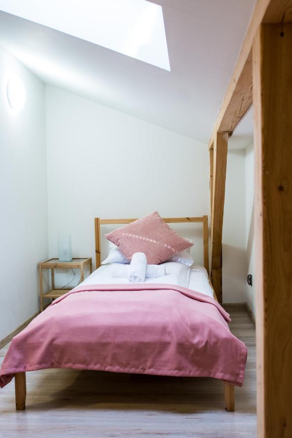Harmony Hostel Zator Bagian luar foto